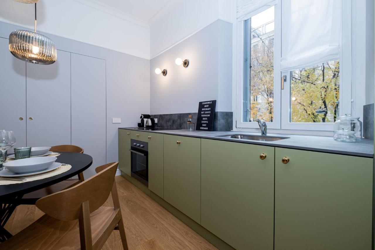 Ca Bela - Marcona Apartment Milan Bagian luar foto